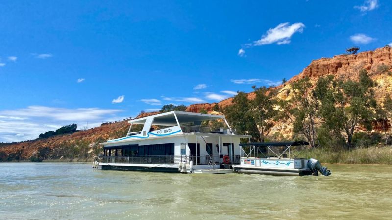 Stuff - Guy MacGibbon - High River