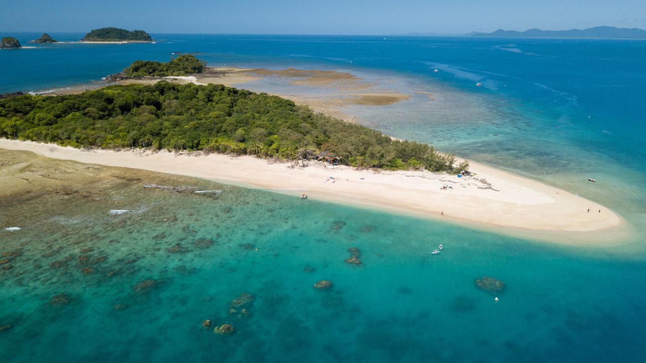 Frankland Islands Beach